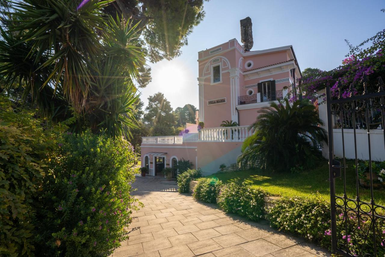 Park Hotel Villa Maria San Menaio Exteriör bild