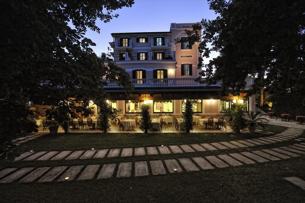 Park Hotel Villa Maria San Menaio Exteriör bild